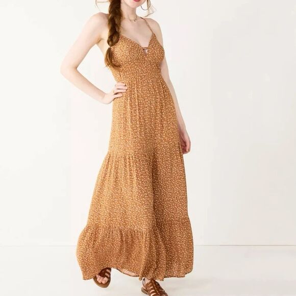 Boho Tiered Burt Orange Floral Maxi Summer Dress With Open Back Detail
Size XS - Picture 1 of 11